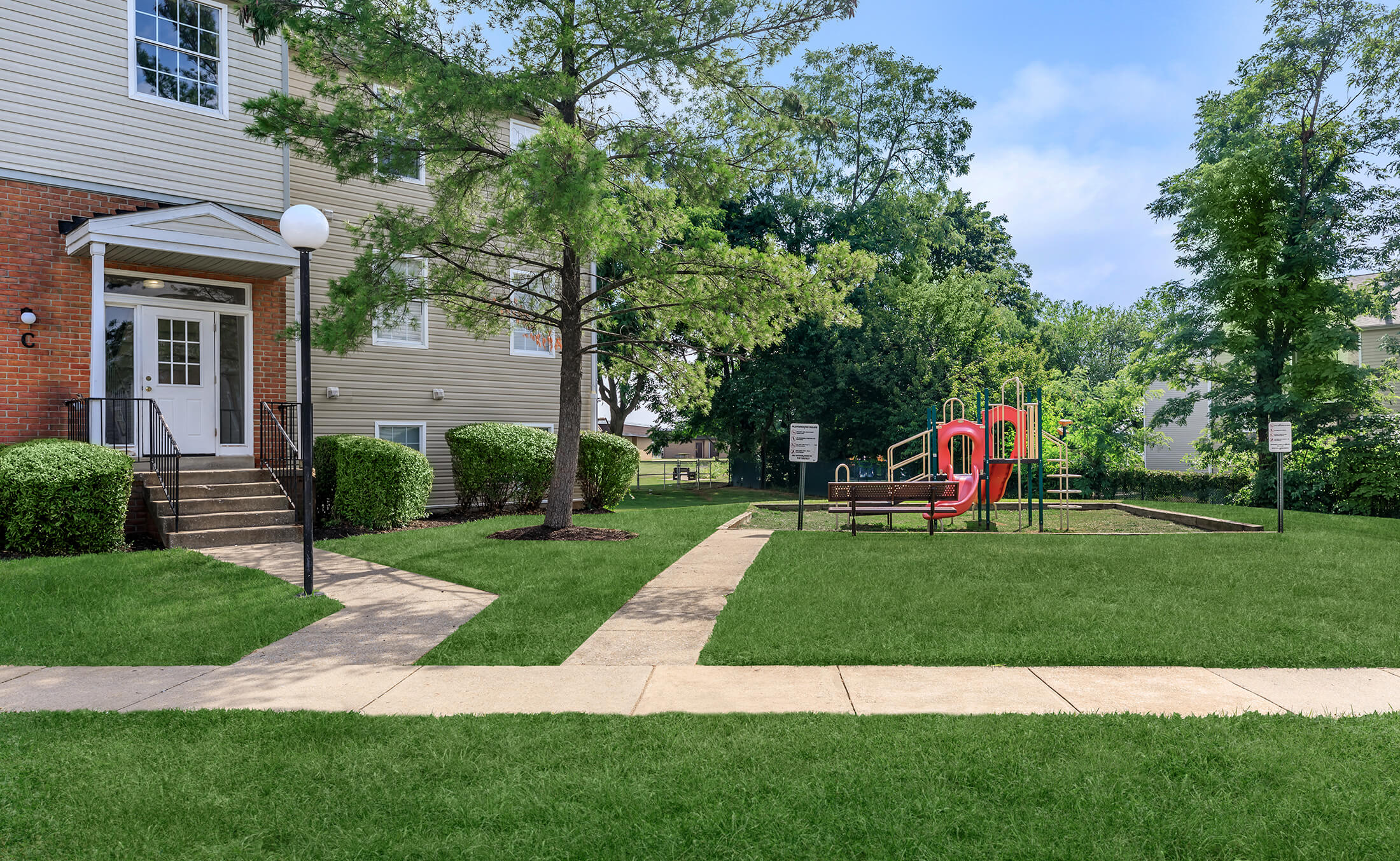 Apartments Near Hickory Hill